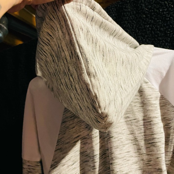 Woman’s fall jacket. - Picture 10 of 12